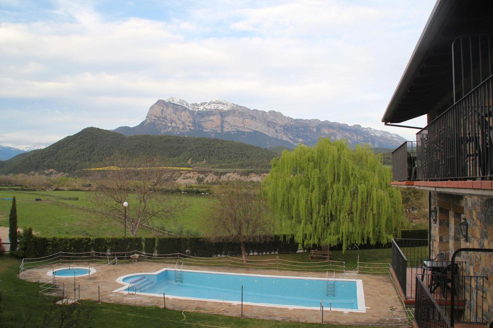 Hotel & Spa Pena Montanesa Ainsa Exterior photo
